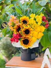 Load image into Gallery viewer, Summer Vibes
